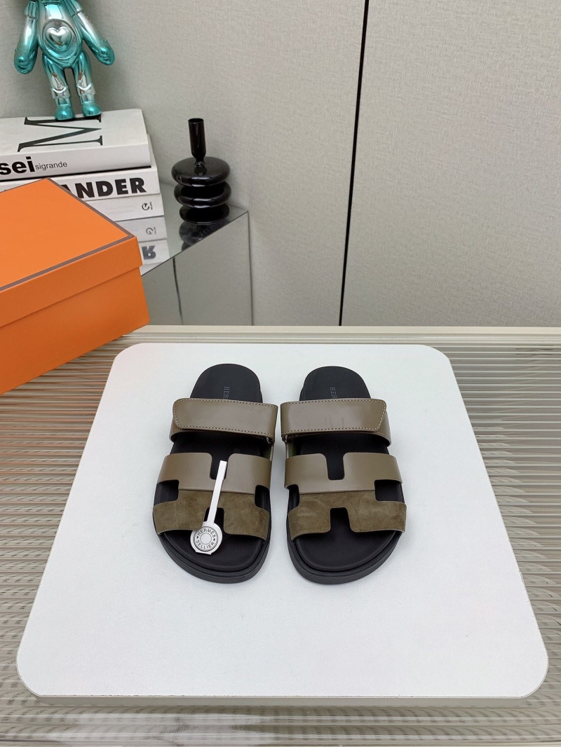H**mes slippers